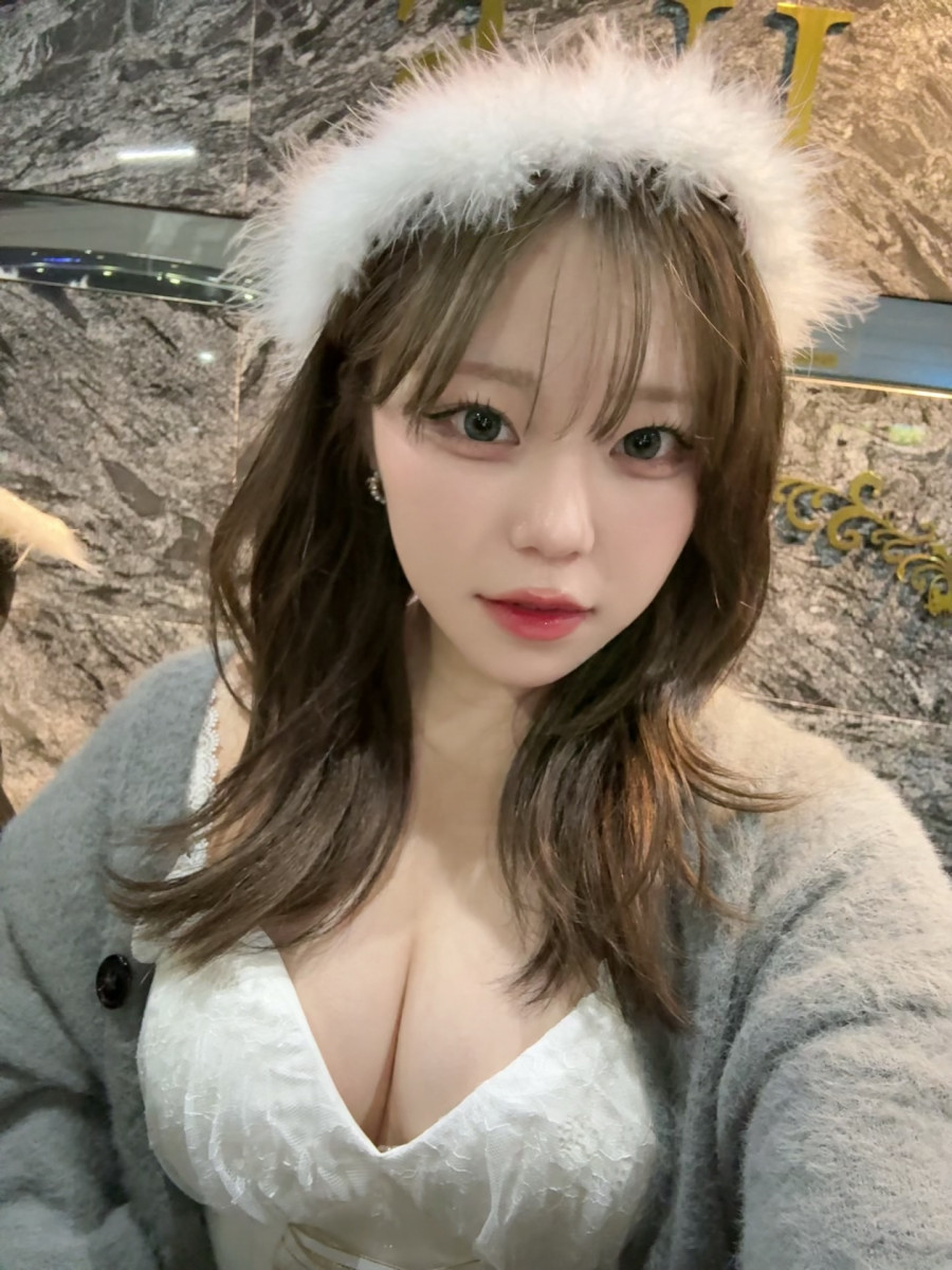 一条 葵