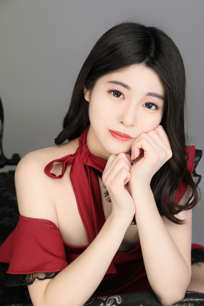 一条 葵