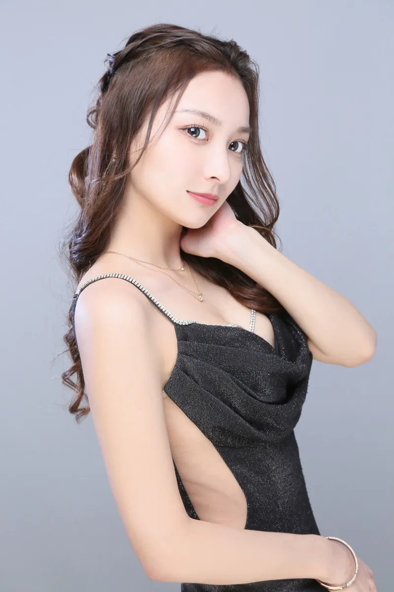 一条 葵