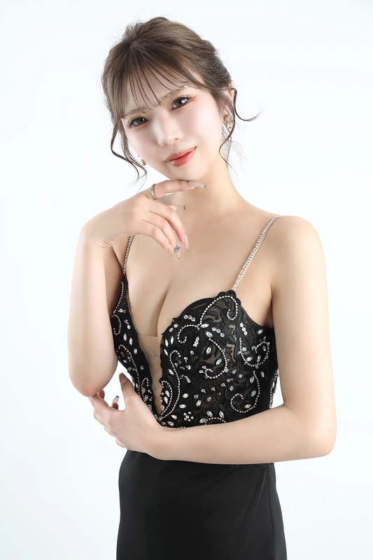 一条 葵