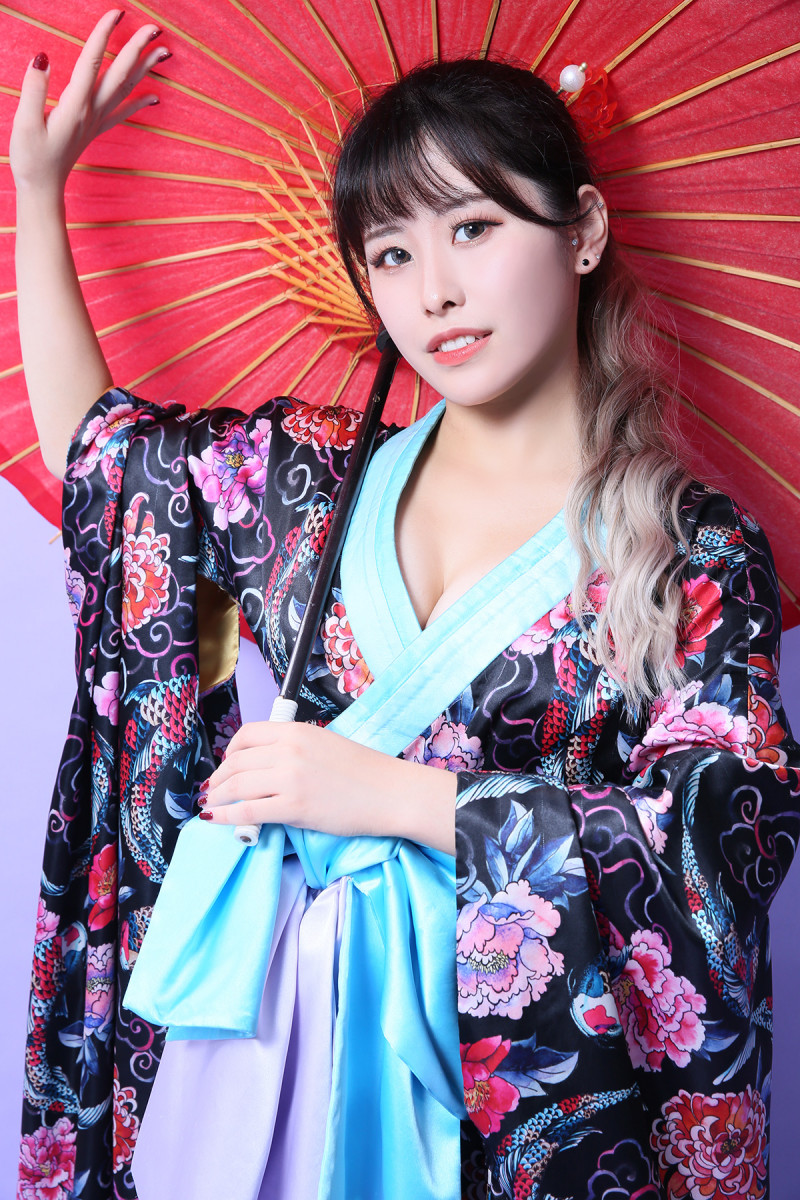 一条 葵