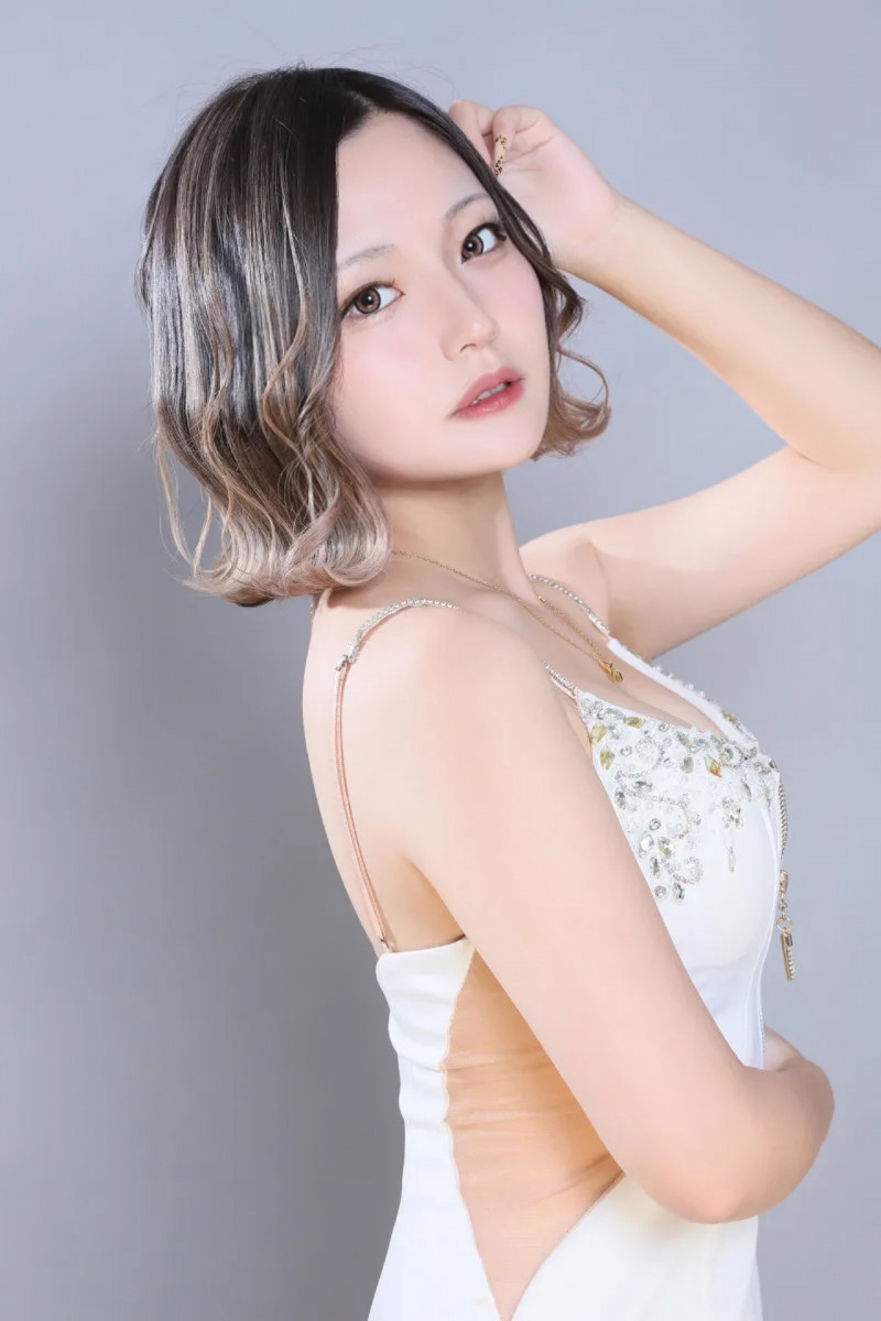 一条 葵