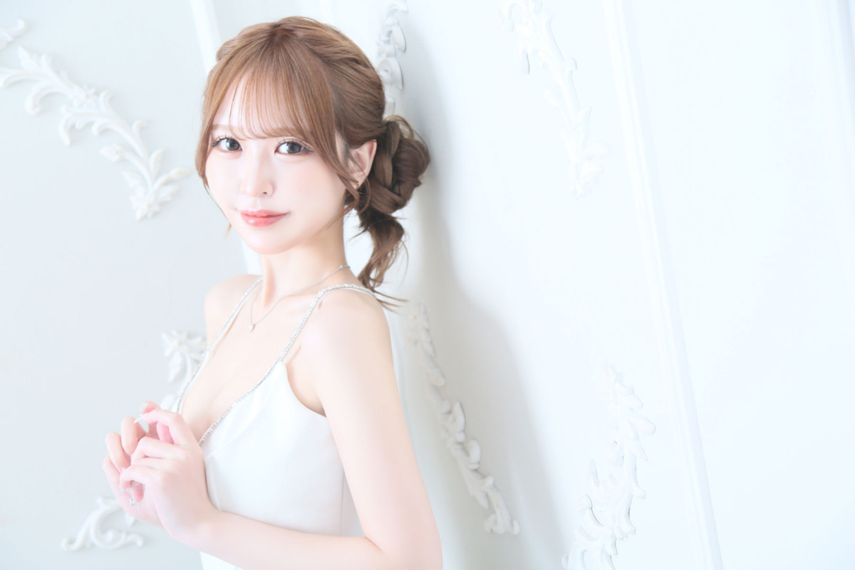 桜井もな