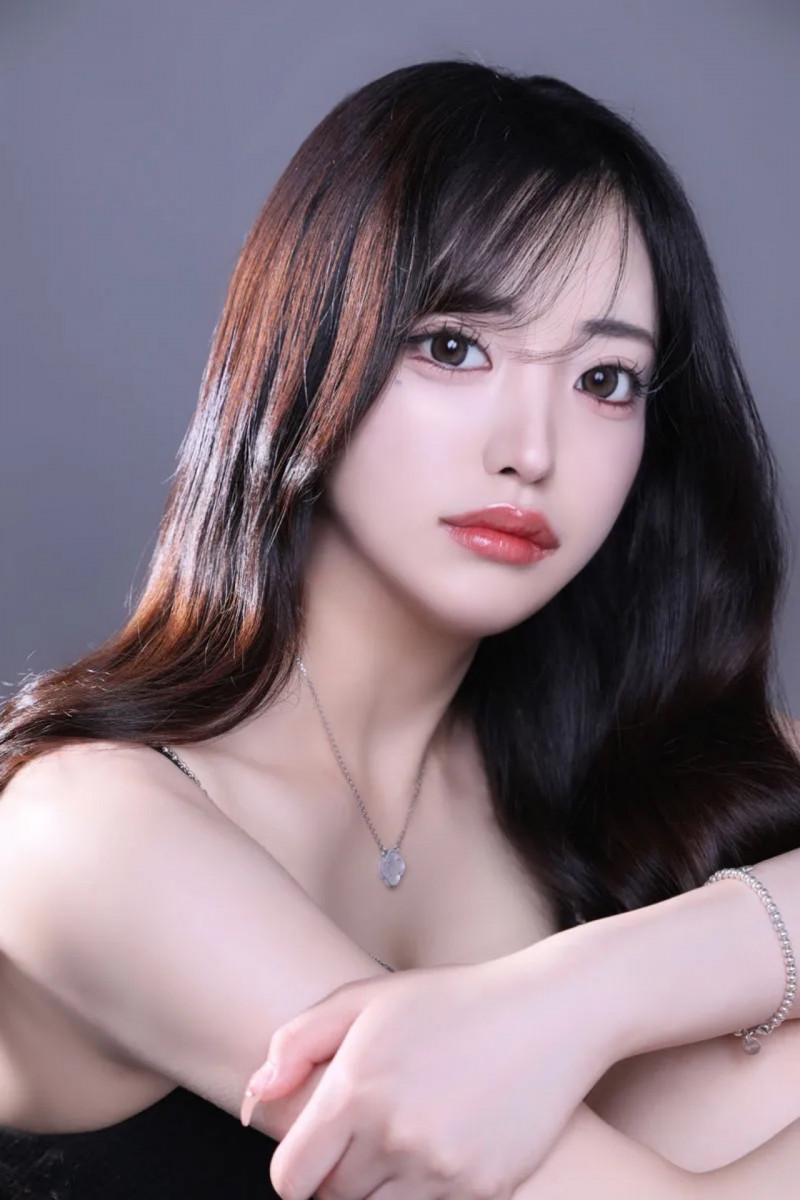 一条 葵