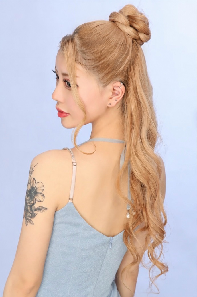 一条 葵