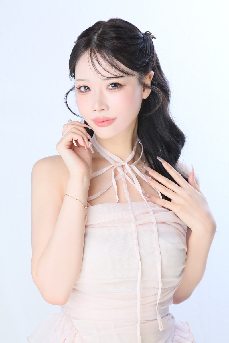 一条 葵