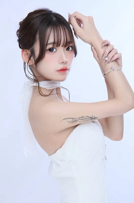 一条 葵