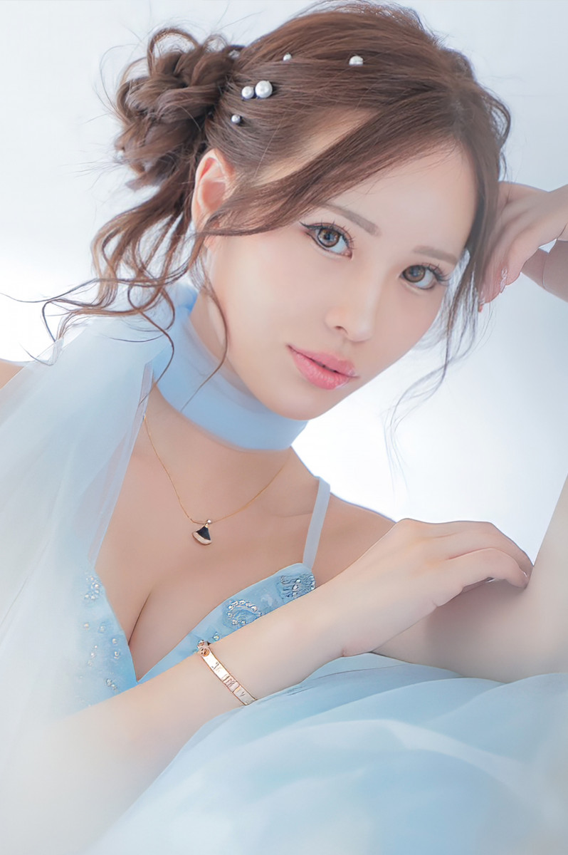 一条 葵