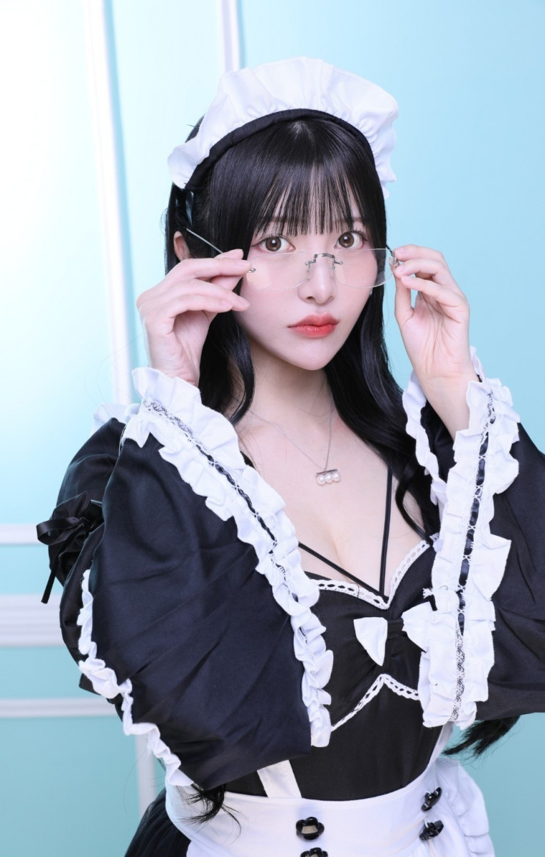 CLUB BACHERON-小豆 梓画像94113