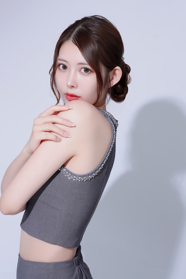一条 葵