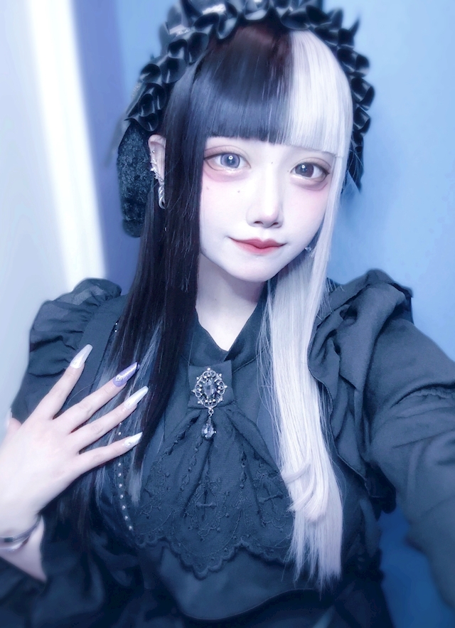 月