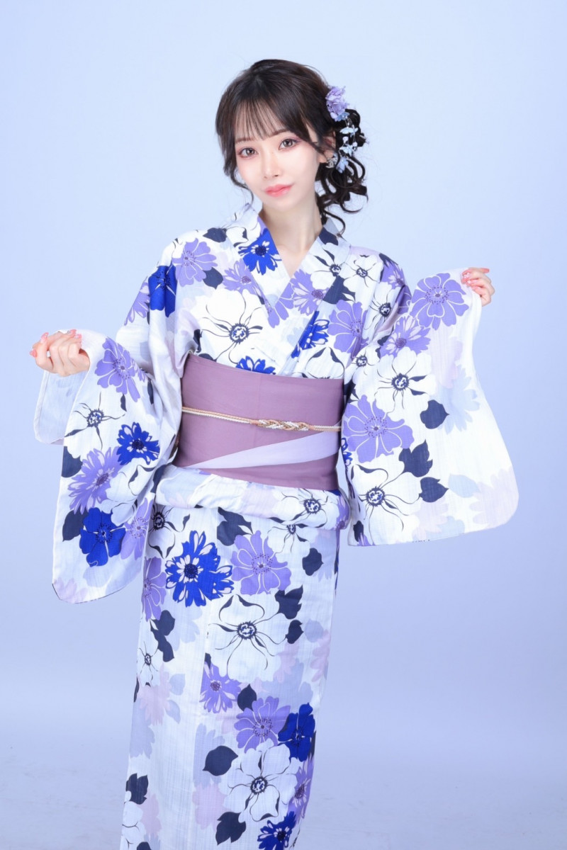 芹沢アンリ