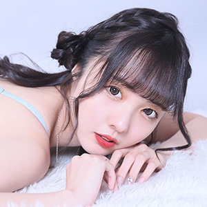 望月るな