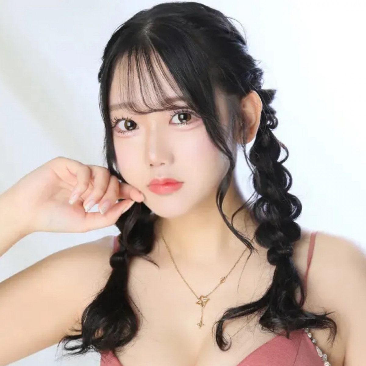 なな