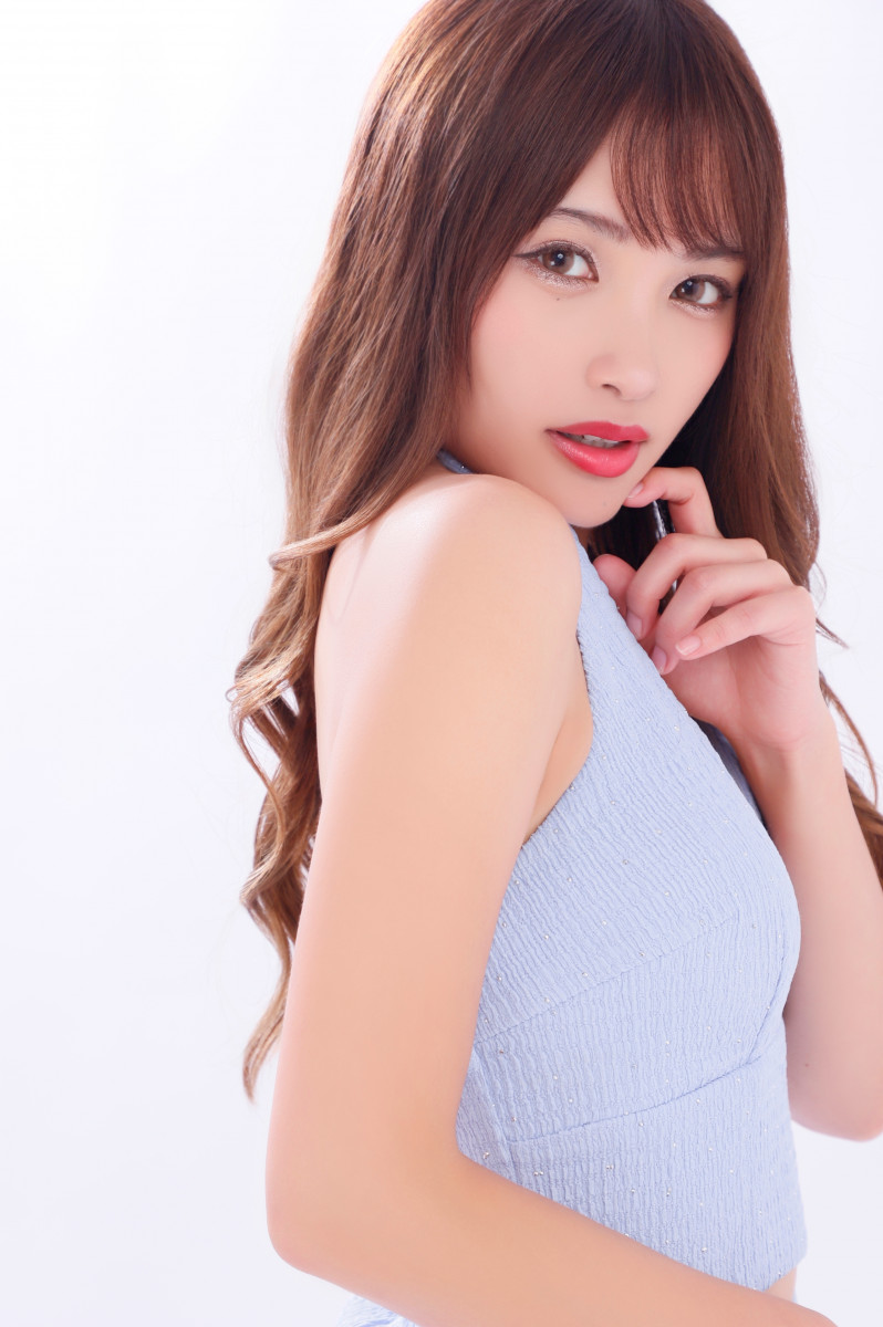 一条 葵
