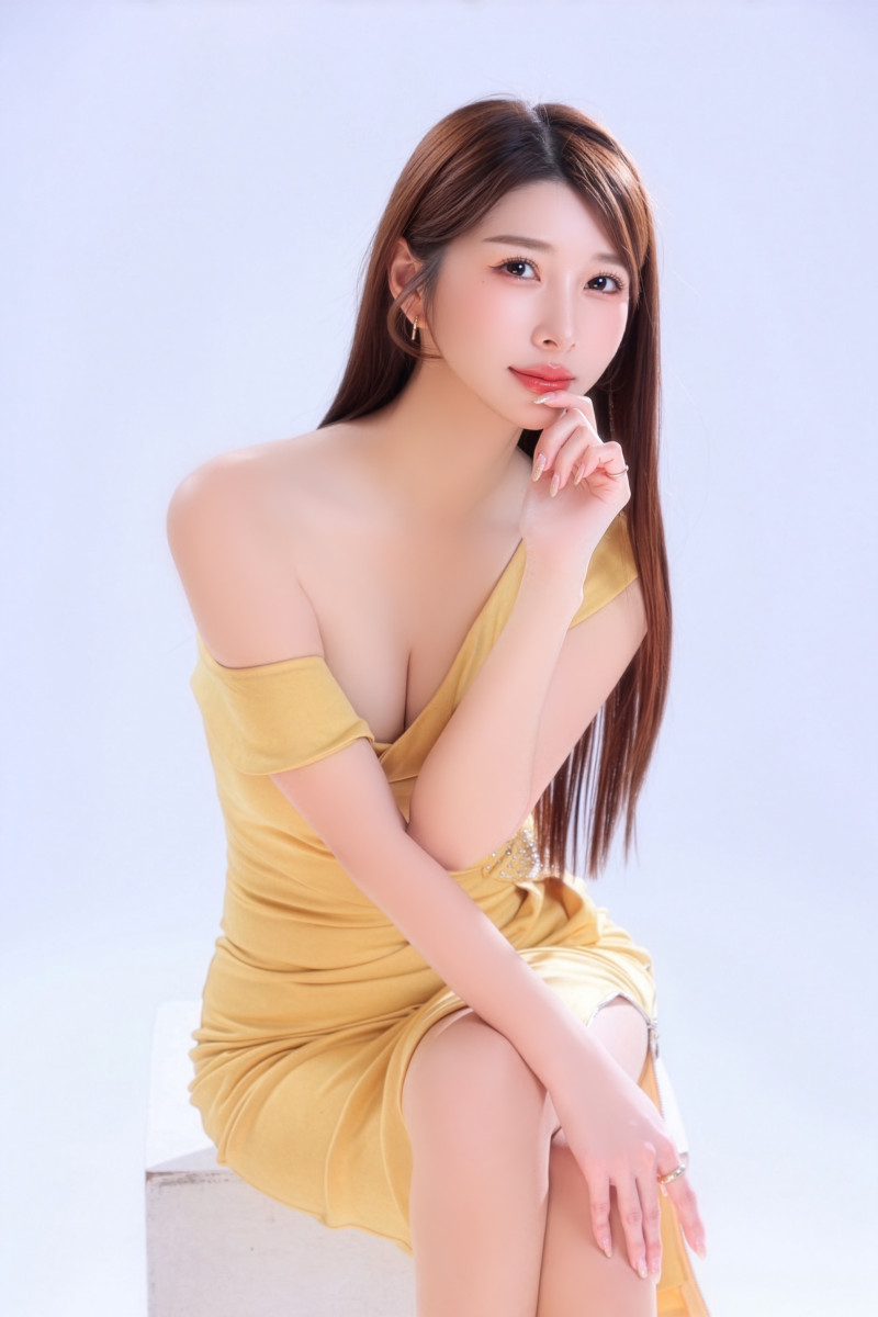 白藤 とも