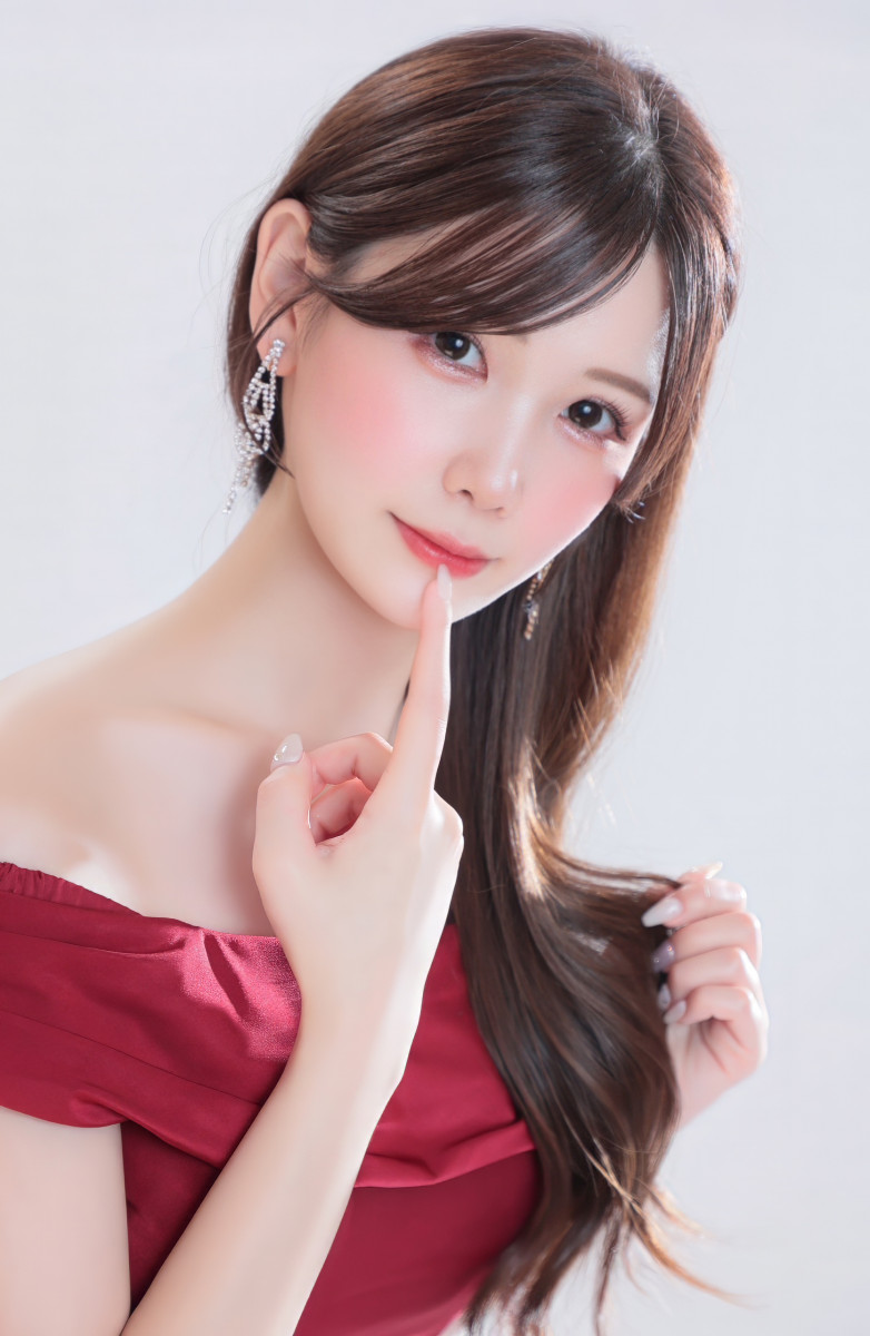 皐月 よつは