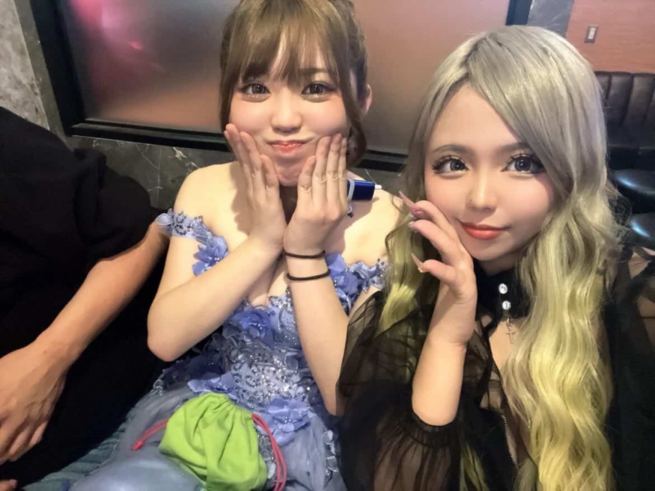 紫が