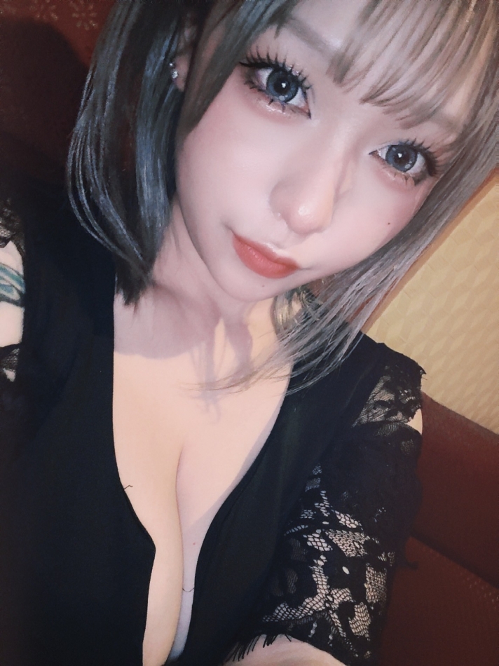 営業してます！！