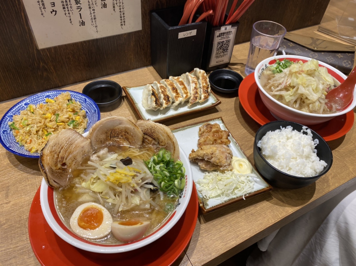 華金だよ〜🥂⋆͛