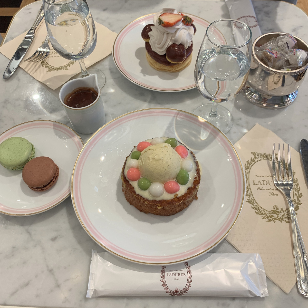 LADUREE🍽💞