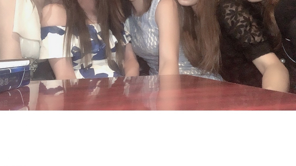 女子会☺️🍻💕