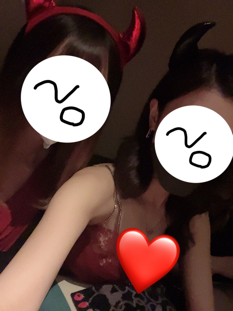 ❤️🖤❤️🖤