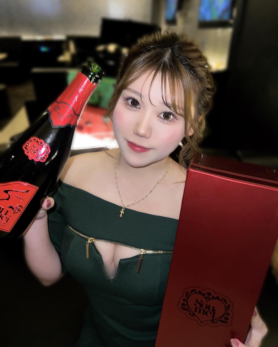 3桁シャンパン🥺