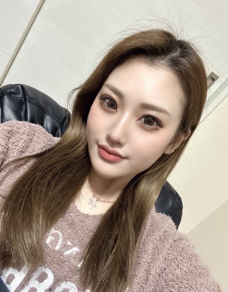 どうしようかな👩