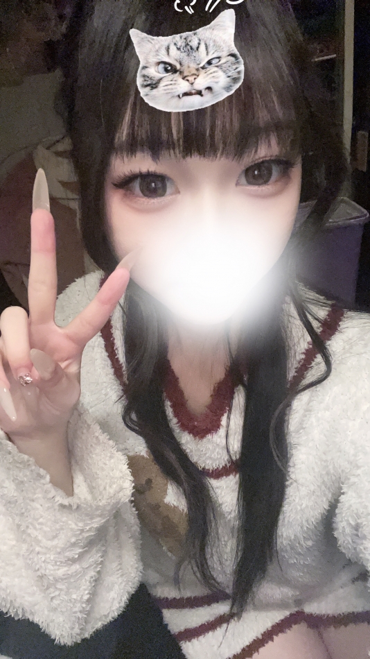 ハーフアップしてます♡