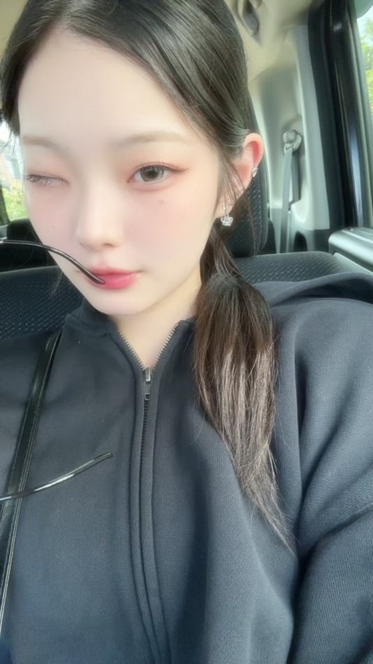 一条 葵