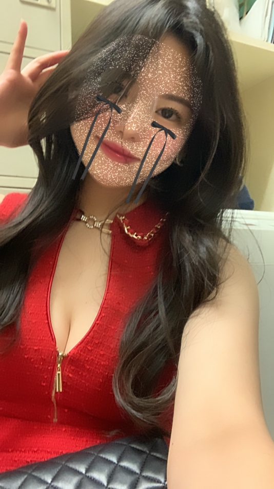 お尻が見えちゃう