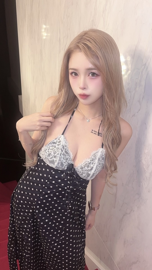 一条 葵