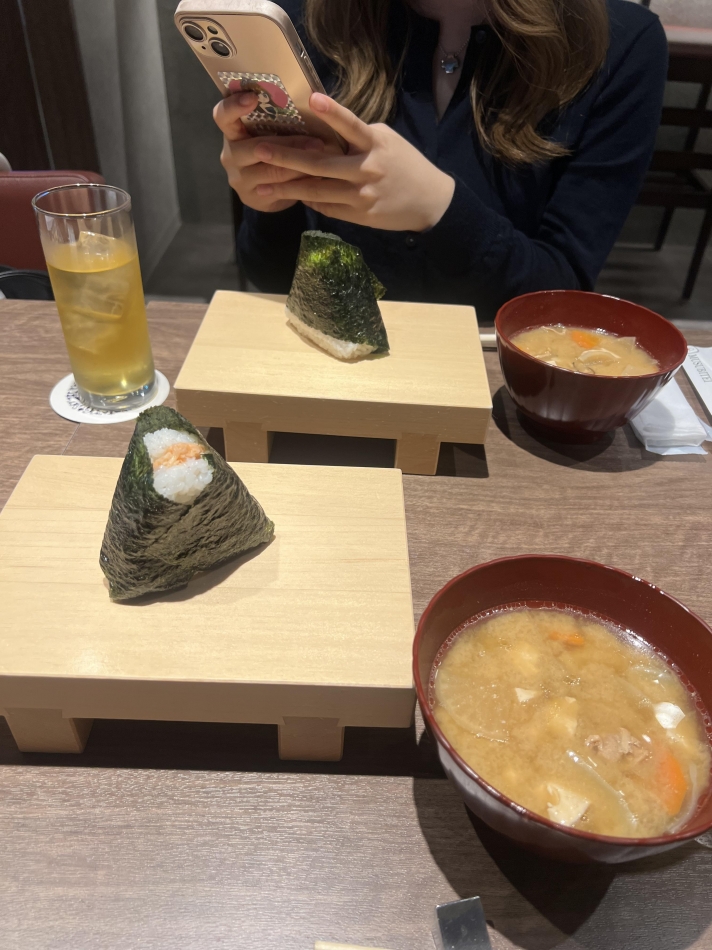 一条 葵