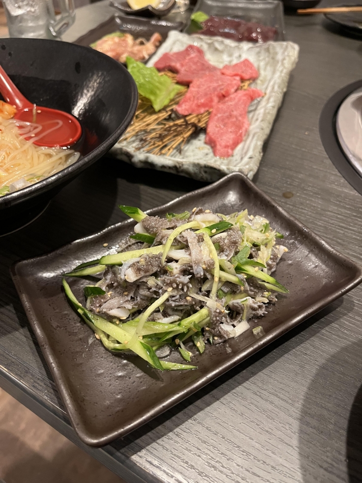 はじめてのセンマイ刺し