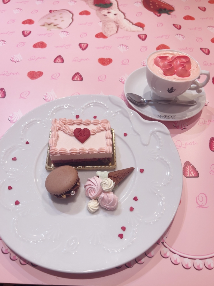 かわいいケーキ食べました♡