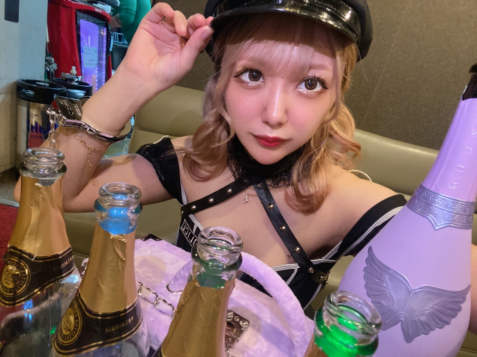 ハイレグらしい。