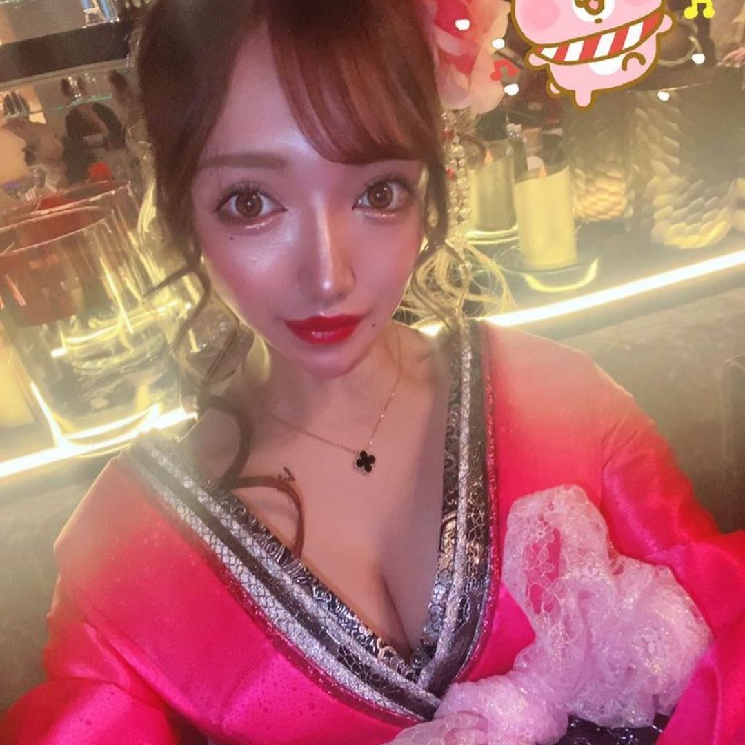 LUIAGUE ホットニュース 3374