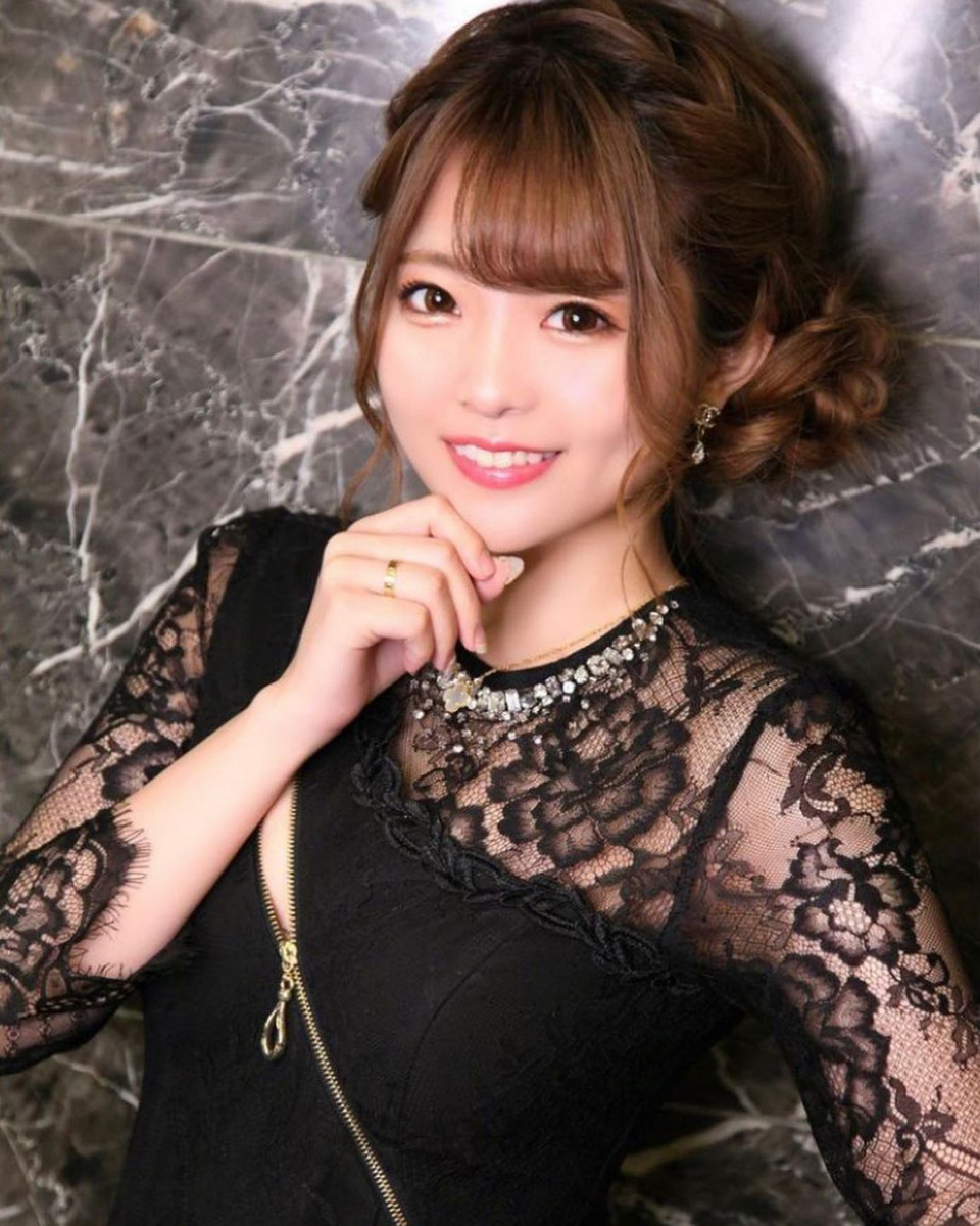 池袋 Red Shoes ホットニュース 7886