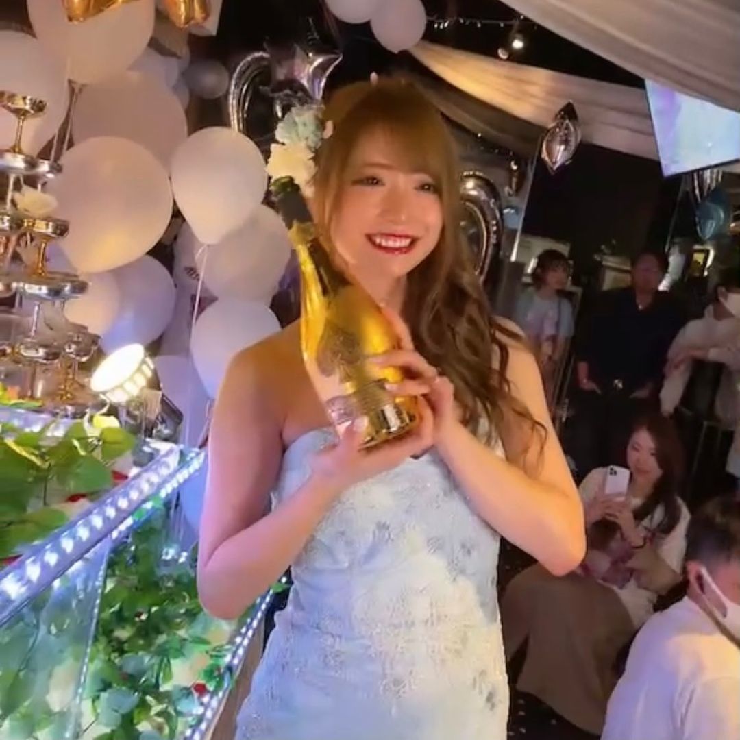 CLUB NOW ホットニュース 8884