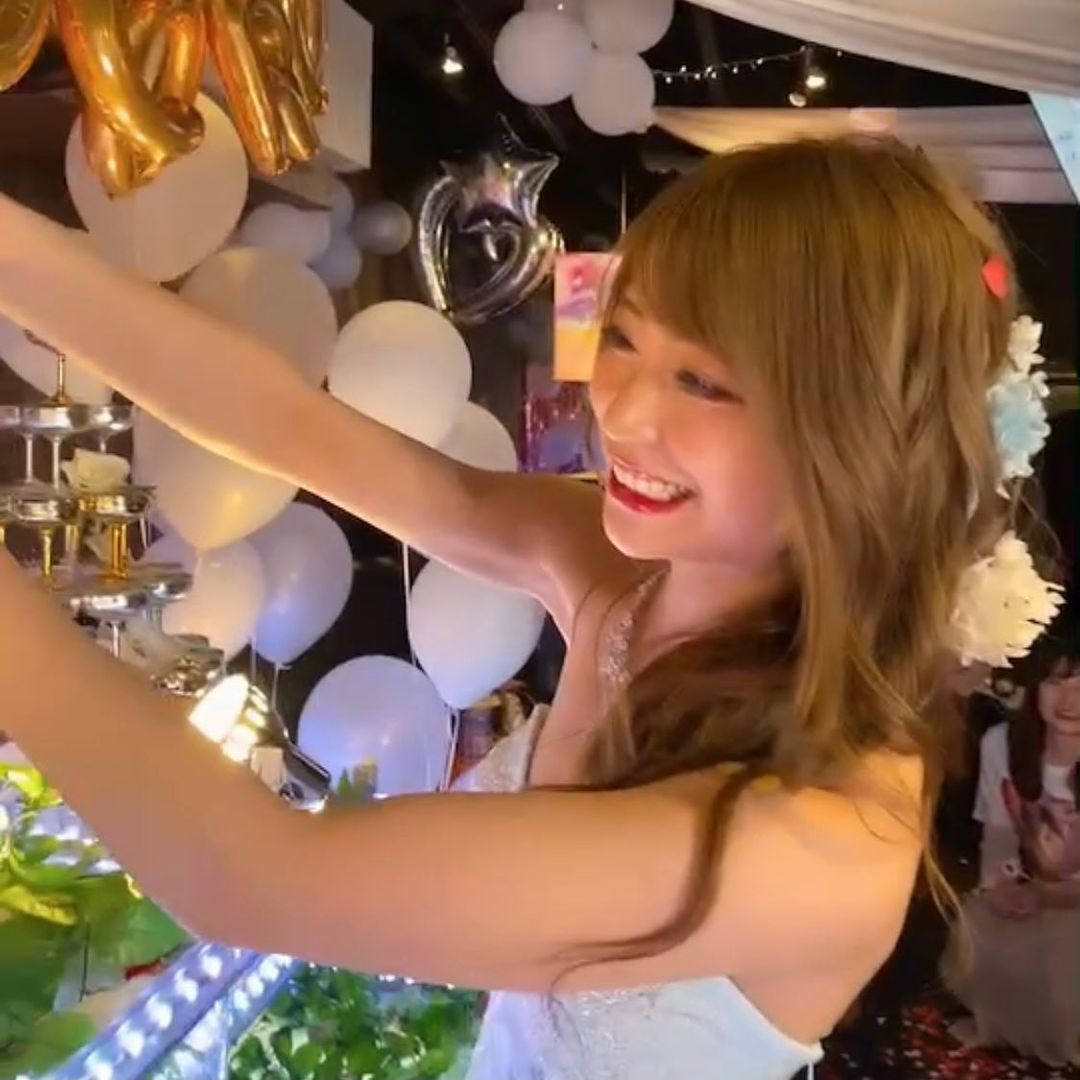 CLUB NOW ホットニュース 8884