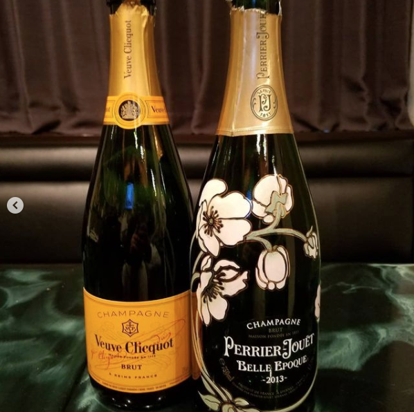 Lounge Bar Cina ホットニュース 17795