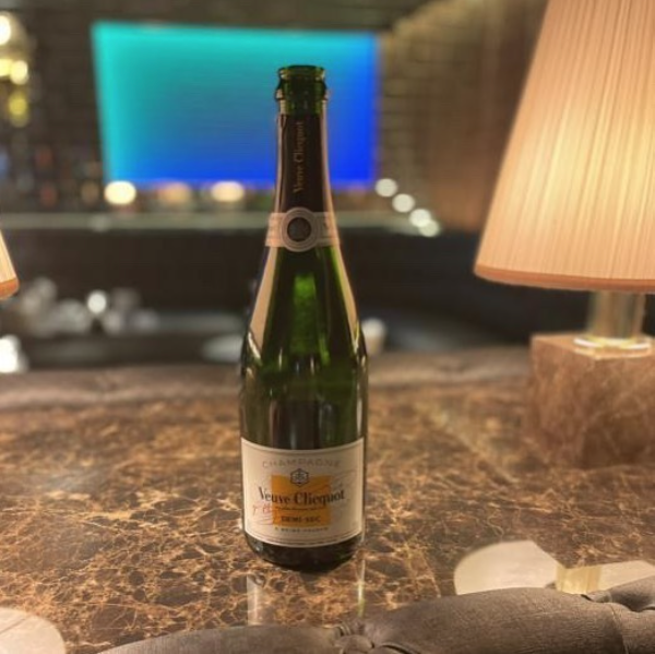 The Emperor's Club ホットニュース 18487