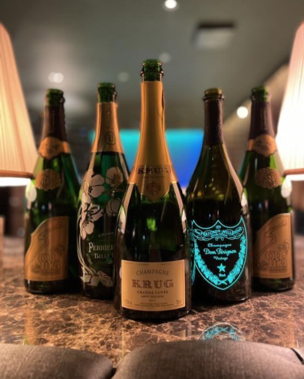 The Emperor's Club ホットニュース 23643