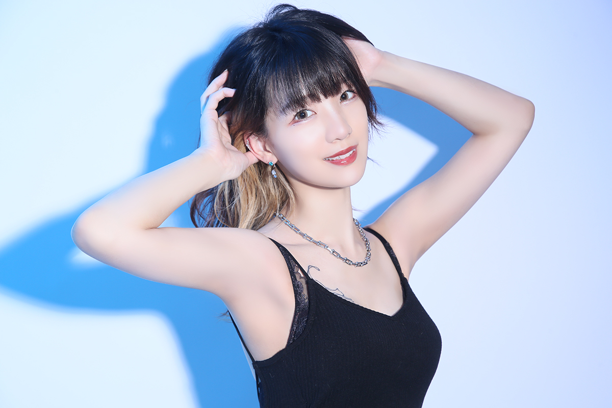 ギラギラガールズ ホットニュース 54441