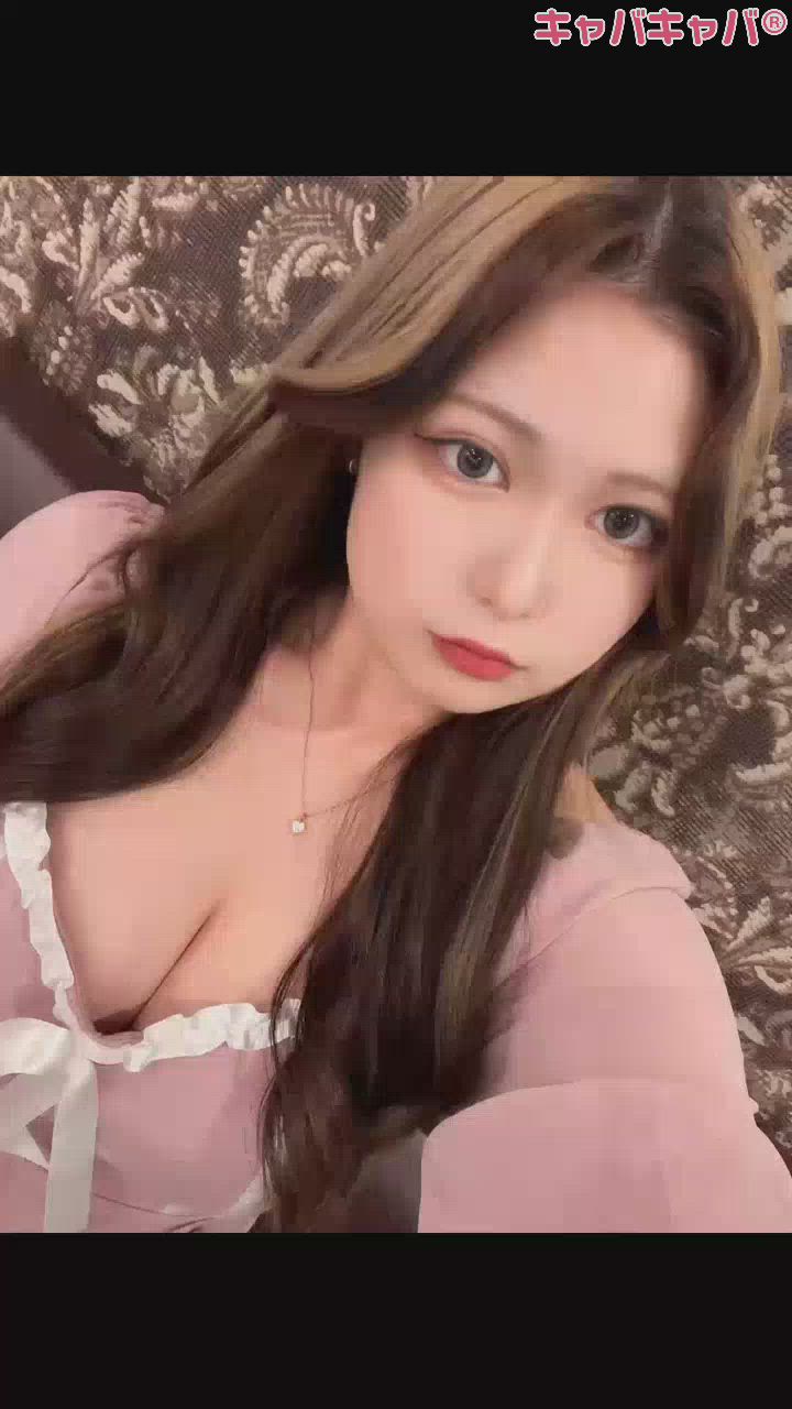 ドレスは、、？