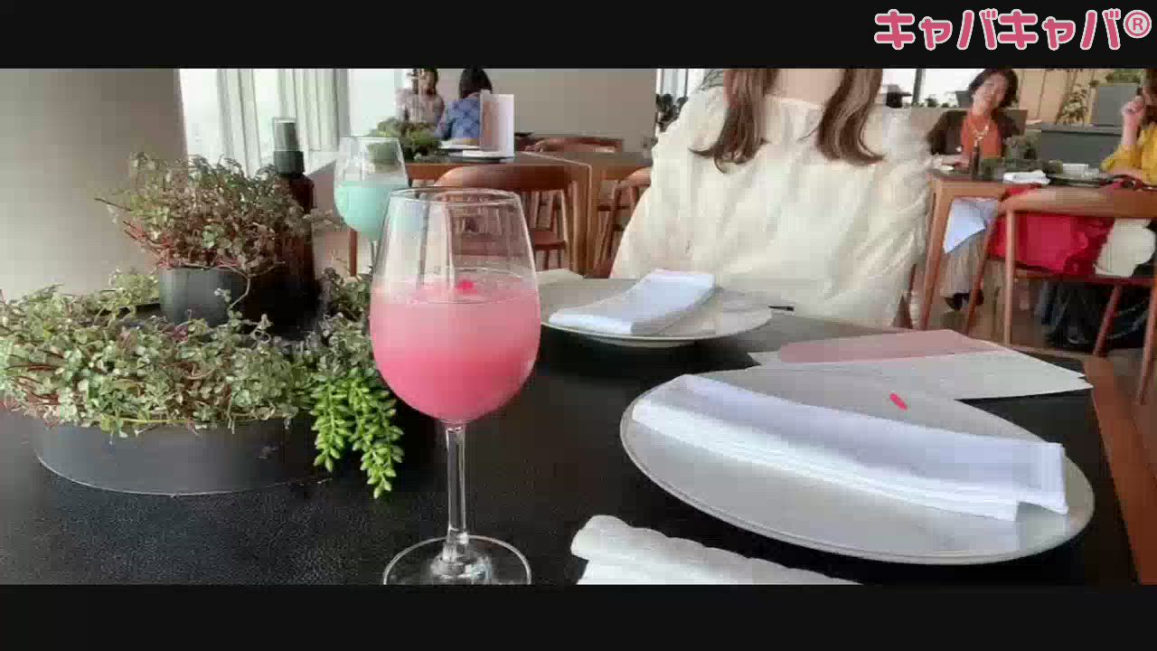 みな