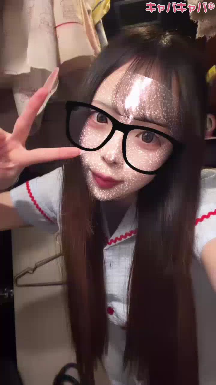 せり