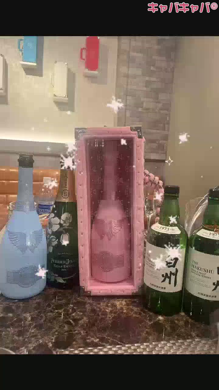みな