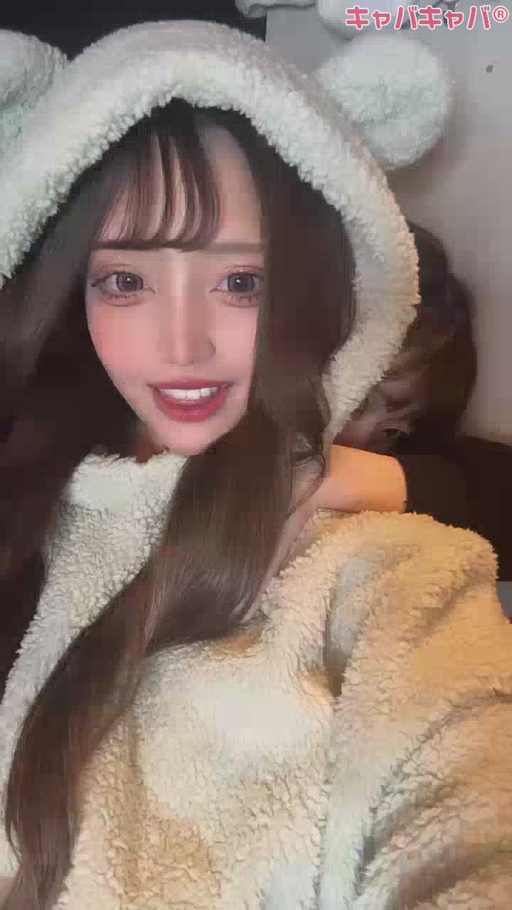 二日酔いネキ^_^